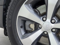 Recently Traded In, This Accident Free, Locally Bought, Jeep Cherokee Is In Fantastic Condition. Dea... (image 6)