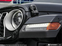 This Jeep Wrangler has a trusty ERC 3.6L Pentastar(TM) VVT V6 engine w/ESS engine powering this Auto... (image 9)