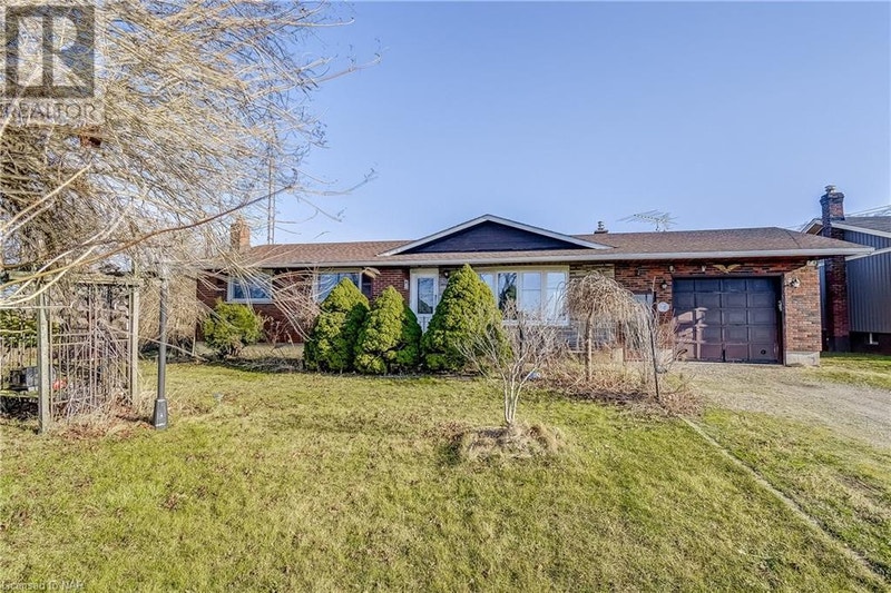 2248 FIRST ST LOUTH St. Catharines, Ontario Houses for Sale St