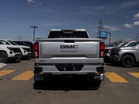 Bose Speakers | Heated Bucket Seats | Heated Steering Wheel | Remote Start | Tonneau Cover | 20 Whee... (image 8)