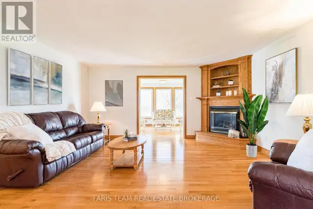 8485 HIGHWAY 93 Tiny, Ontario in Land for Sale in Barrie - Image 9