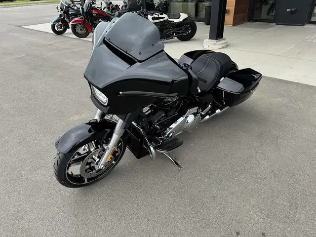 2026 Harley-Davidson FLHX - Street Glide in Sport Touring in Saskatoon - Image 5