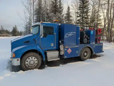 1999 KENWORTH T300 4X2 S/A LUBE/FUEL TRUCK - Caterpillar 3126 7.2 L 330 HP 6 Cylinder Diesel Engine,...