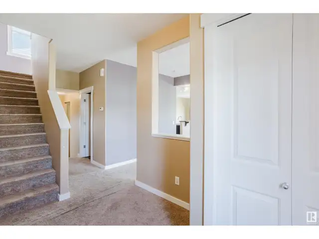 1206 37 AV NW Edmonton, Alberta62864393724545123