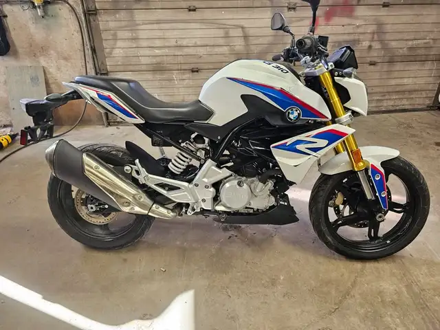 2019 BMW g 310r motorcycle abs Project or Parts Bike in Motorcycle Parts & Accessories in Winnipeg - Image 3