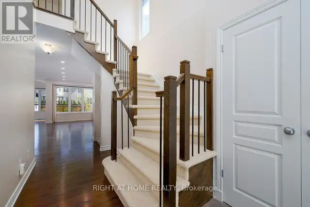 218 KEYROCK DRIVE Ottawa, Ontario62864756621955122