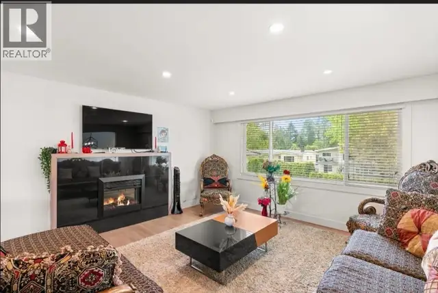 Upper 1106 DUTHIE AVENUE Burnaby, British Columbia in Long Term Rentals in Burnaby/New Westminster - Image 11