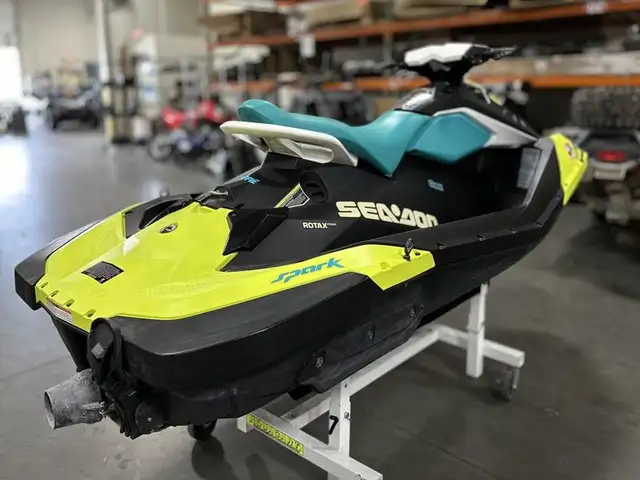 2019 SEADOO SPARK 2UP SOUND (FINANCING AVAILABLE) in Personal Watercraft in Strathcona County - Image 8