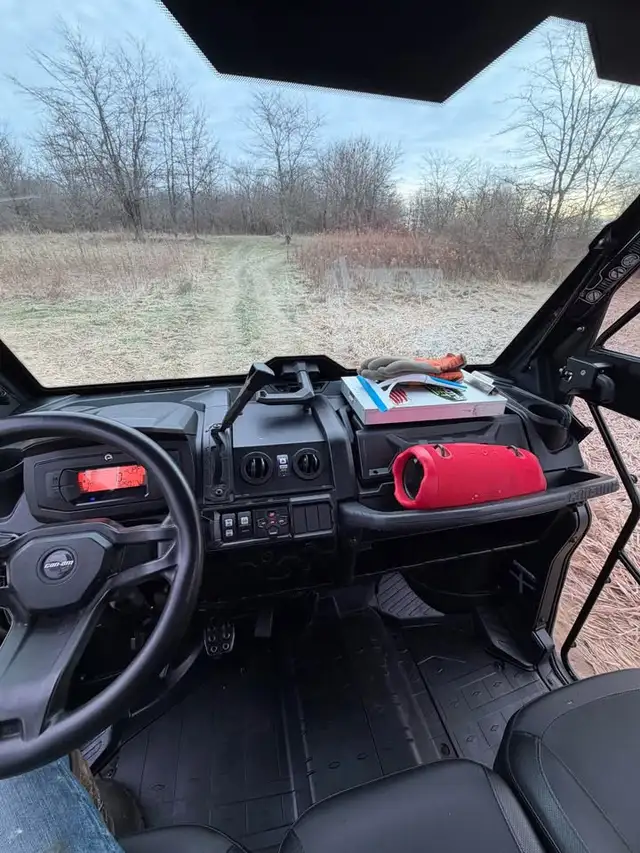 2022 CANAM DEFENDER HD10-BLACK! in ATVs in Dartmouth - Image 6