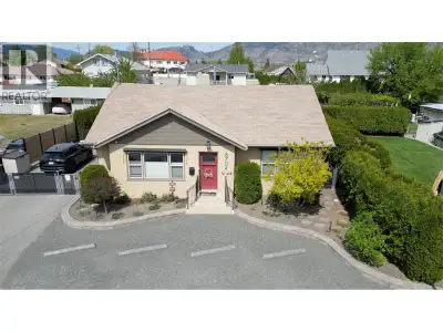 This beautifully renovated 1206 sqft rancher sits on a generous 0.21-acre lot on a quiet lane offeri...