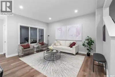 Welcome to 3041 Green Turtle Road, a brand-new 2-storey home located in the desirable Eastbrook neig...