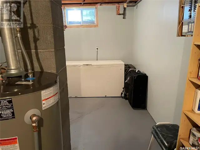 207 Dominion ROAD Assiniboia, Saskatchewan in Houses for Sale in Moose Jaw - Image 31