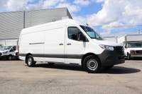 2025 Mercedes-Benz Sprinter 2500 1 SEUL PROPRIO / DIESEL / 2025 MERCEDES SPRINTER 2500 CARGO TOIT HA... (image 1)