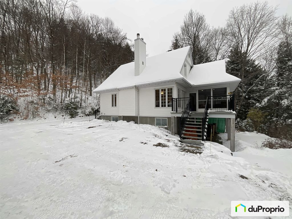 $790,000 - Cottage for sale in St-Elie-de-Caxton — photo 1