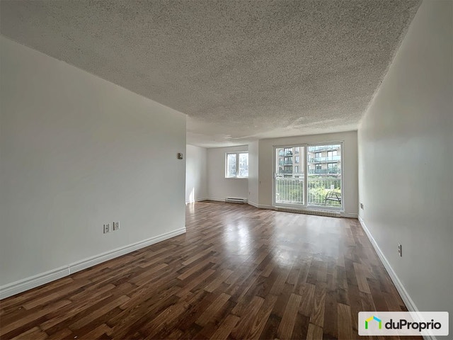 $283,700 - Condominium for sale in Charlesbourg — photo 1