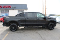 ACCIDENT FREE DONT PAY EXTRA FOR SAFETY Drive in style with this fully-loaded 2022 GMC Sierra 1500 !... (image 7)