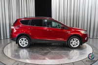 The 2018 Ford Escape SEL offers the perfect blend of efficiency, comfort, and versatility. Powered b... (image 5)