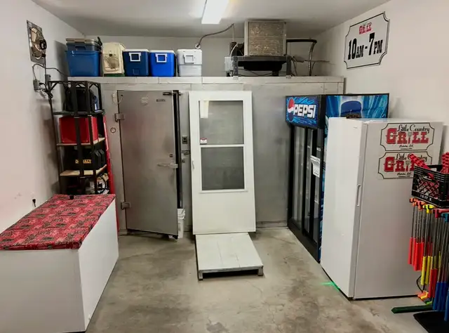 BUSINESS OPPORTUNITY!   Little Country Grill in Commercial & Office Space for Sale in Prince Albert - Image 5