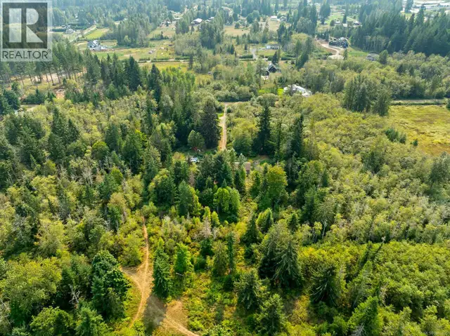 2180 SCHULZ Rd Black Creek, British Columbia in Houses for Sale in Comox / Courtenay / Cumberland - Image 3