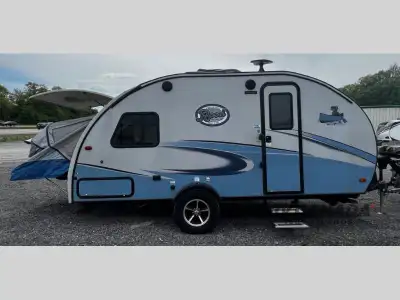 Forest River R-Pod travel trailer RP-176 highlights: U-Dinette Single Slide Bunk Beds Wet Bath Wheth...