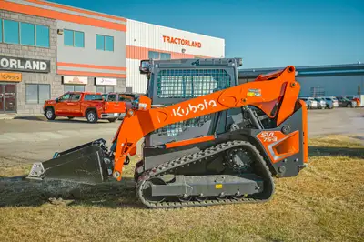 Welcome to Tractorland! 2025 Kubota SVL 75-3 – Compact Track Loader Powerful 74.3 HP diesel engine,...