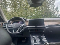 This Volkswagen Atlas delivers a Intercooled Turbo Regular Unleaded I-4 2.0 L/121 engine powering th... (image 9)