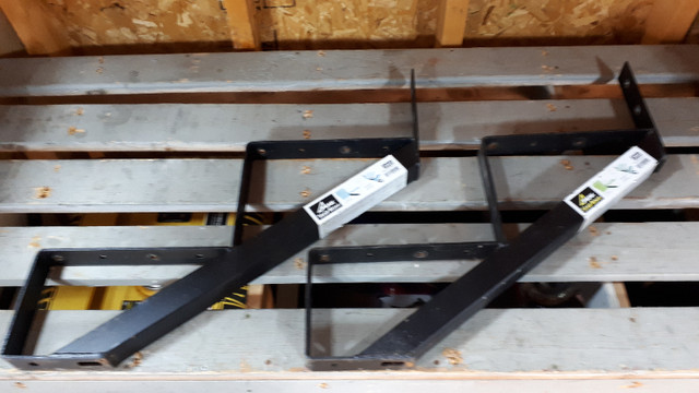 Steel Stair Risers - 2 Steps in Hardware, Nails & Screws in Moncton