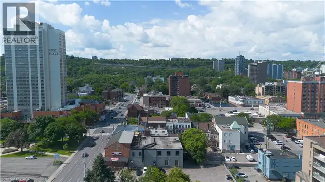 45 WELLINGTON Street N Hamilton, Ontario in Houses for Sale in Kitchener / Waterloo - Image 30