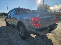 2022 Ford F-150 XLT 4WD SuperCrew with 54,963 km! Clean history with no accidents See Carfax report... (image 6)