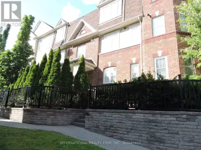 2 - 714 NEIGHBOURHOOD CIRCLE Mississauga (Cooksville), Ontario