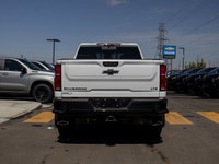 Z71 | 5th Wheel Prep | 20 Gloss Black Wheels | Adaptive Cruise Control | Bose Speakers | Multi-Flex... (image 8)