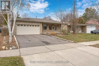 2595 WINDJAMMER ROAD Mississauga (Erin Mills), Ontario