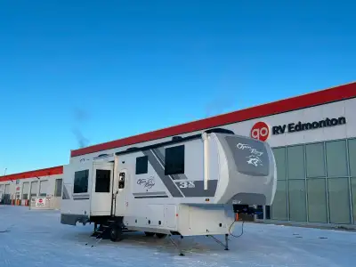 The 2025 Open Range 3X 287RLS is a premium fifth wheel designed to bring comfort, style, and thought...
