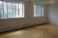 2 mois gratuits! Appartement lumineux et propre dans immeuble calme et rénové situé a Saint laurent,... (image 5)