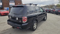 Take on Alberta roads with confidence in this well-equipped 2006 Honda Pilot EX-L! Known for its leg... (image 7)