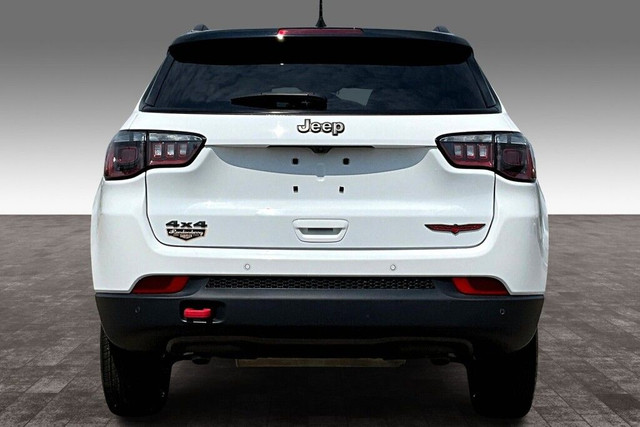 2023 Jeep Compass 4wd Trailhawk in Cars & Trucks in Edmonton - Image 4
