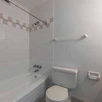 GREAT LOCATION - 1 BEDROOM IN SOUTHEND HALIFAX