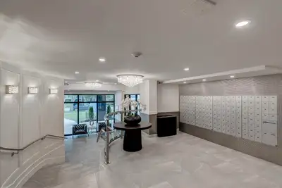 1 Bedroom - 10140 113 St. NW