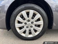 *2015 Nissan Sentra S | Heated Seats | Bluetooth | Value Package | Great Condition* *Clean, efficien... (image 8)