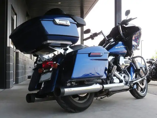 2016 Harley-Davidson FLTRXS - Road Glide Special in Sport Touring in Cambridge - Image 6