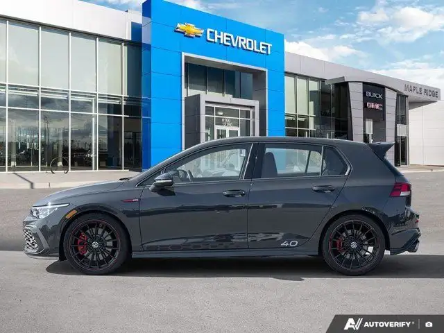2023 Volkswagen Golf GTI Sunroof | One Owner | DSG in Cars & Trucks in Tricities/Pitt/Maple - Image 4