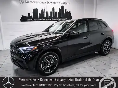 Local Trade In with ONLY 14,000km and Well Equipped with the Exclusive and Pinnacle Trim and AMG NIg...