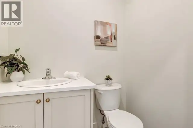 208 WILLIAM Street Delhi, Ontario in Houses for Sale in Norfolk County - Image 12