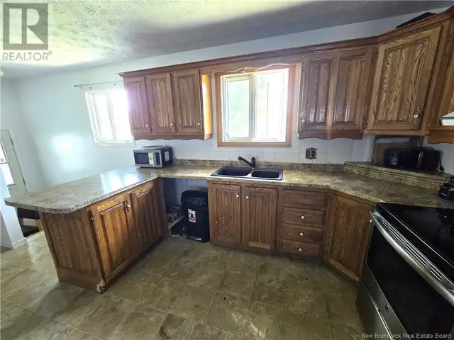 56 32E Avenue Edmundston, New Brunswick62864758123266122