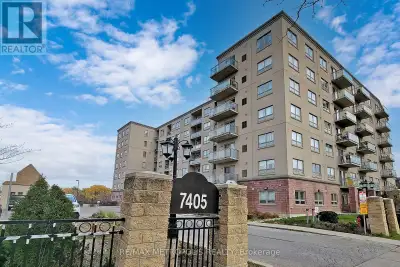 Beautiful 2 Bedroom, 2 Bathroom Unit for Rent in a Highly Desirable Area. It has an Open Concept Kit...