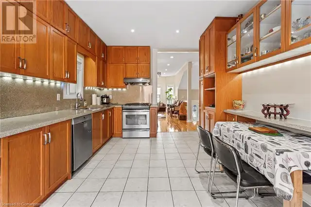 5629 LONGFORD Drive Mississauga, Ontario in Houses for Sale in Mississauga / Peel Region - Image 18