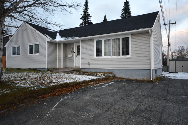 NEW LISTING!! 850 Carol Dr in Houses for Sale in Labrador City