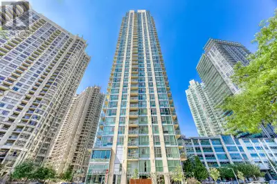 Elevate your lifestyle in this rare sub-penthouse sky home. Soaring 10ft ceilings and floor-to-ceili...