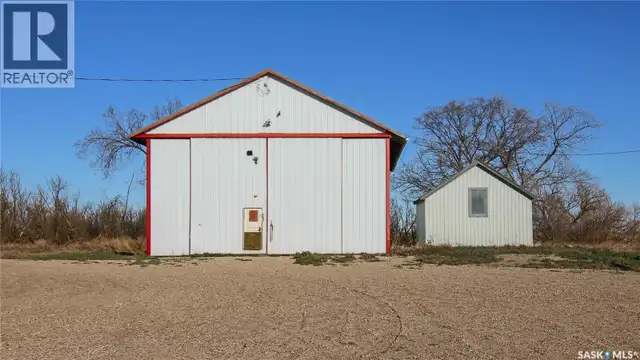 "Hamilton House Acreage"12.56 acres "more or less" Last Mountain in Houses for Sale in Regina - Image 34