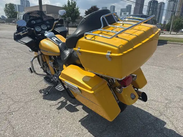 2005 Harley-Davidson Road Glide ~ ROAD GLIDE ~ 88CI ~ 2 INTO 1 ~ in Sport Touring in City of Toronto - Image 7